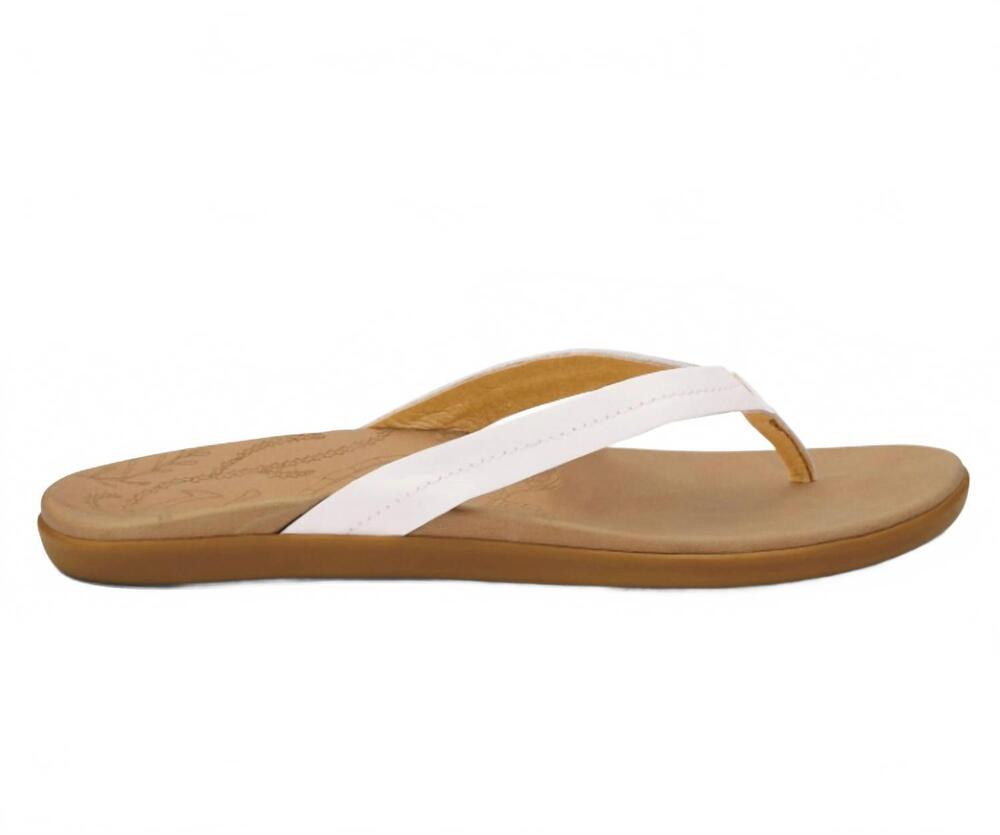 NEW OLUKAI women's honu sandal in bright white/golden sand